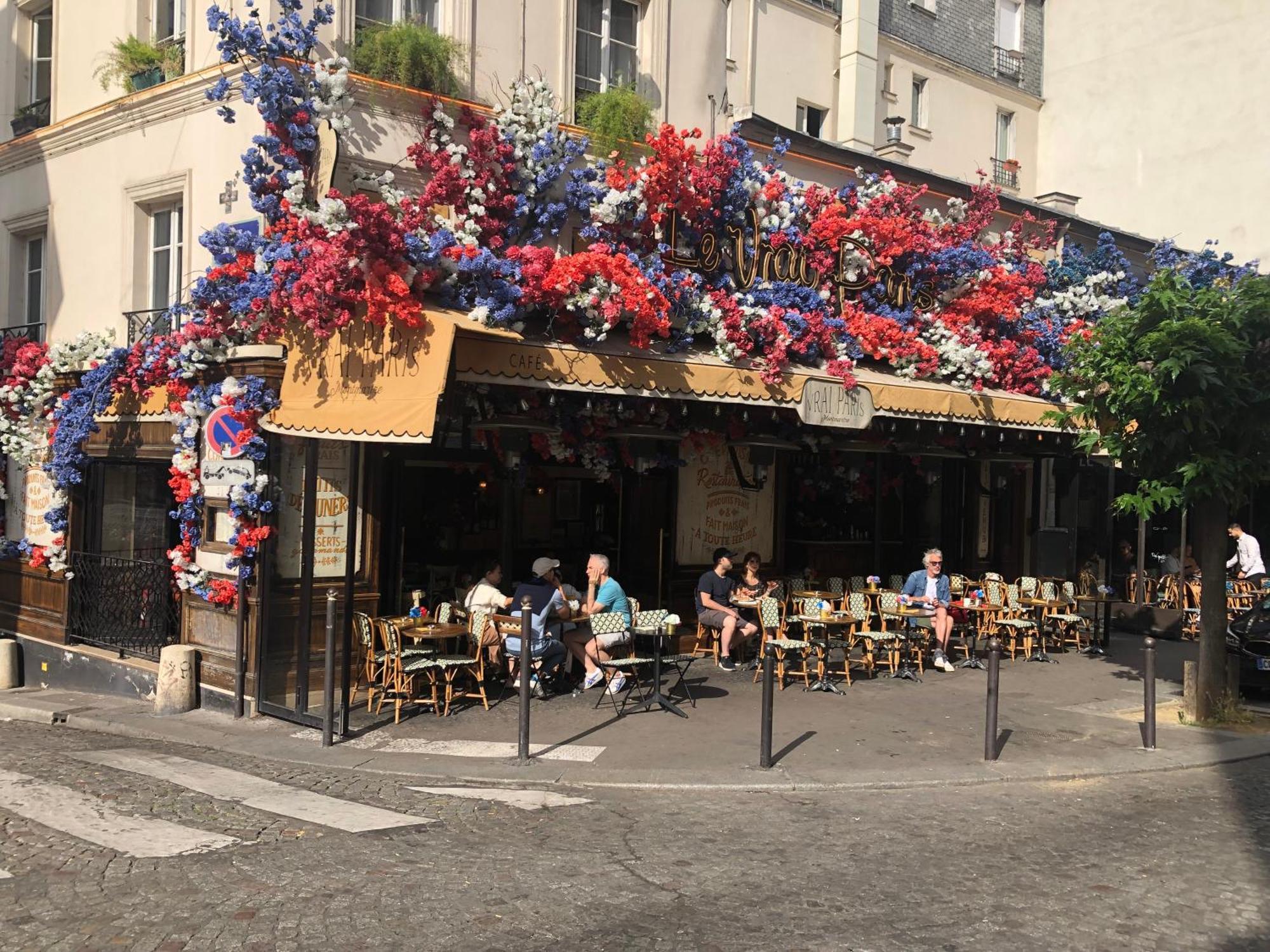 Studio Pigalle De 25 M2 - 2 Lits Simples Type Gigogne Pour 2 Personnes - Coeur Touristique De Paris - 2 Minutes De La Station Metro Pigalle ,Petit Train Vers La Butte Montmartre-Cabarets Moulin Rouge,Chez Michou-Restaurants Bouillon Pigalle,Berliner Exteriér fotografie